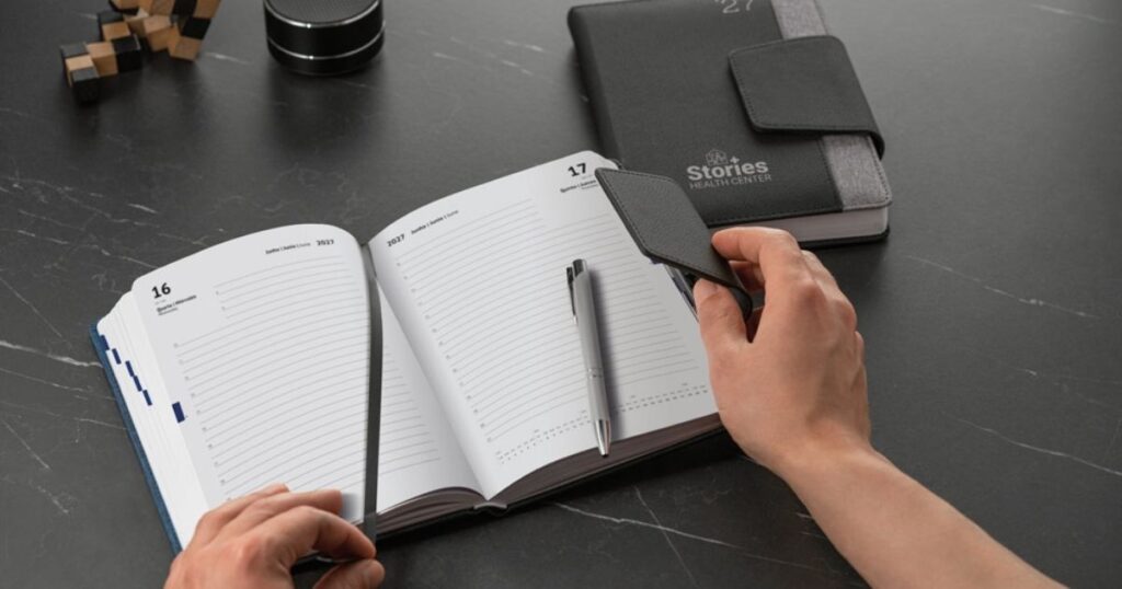 Agendas Personalizadas 2027 para clientes e funcionários.